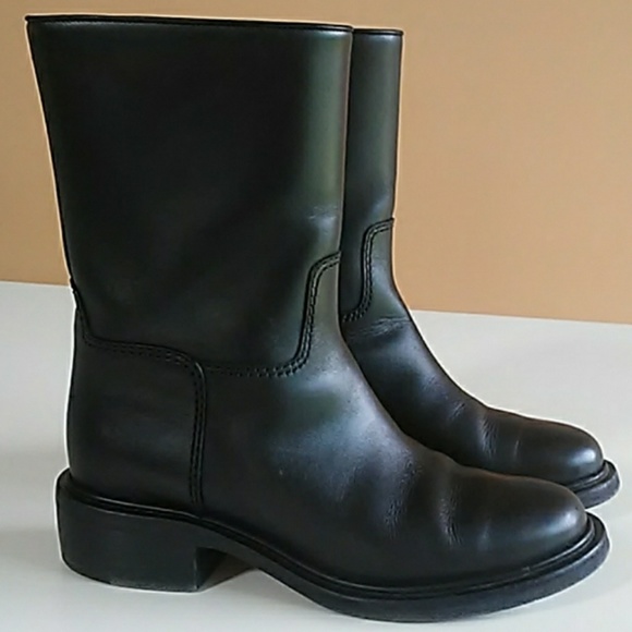 Chanel Mid Calf boots - Picture 8 of 8